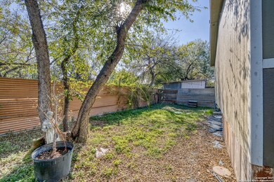 209 U S 90, Uvalde, TX 78801 - photo 6