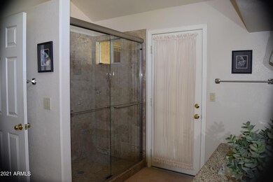 Mstr Bath