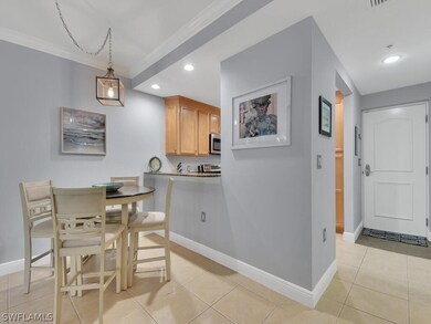 Dining Area & Foyer