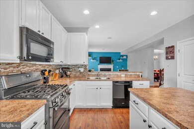 263 Staggerbush Rd, Williamstown, NJ 08094 - photo 4