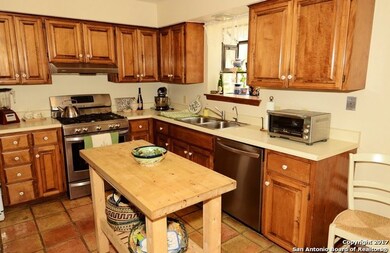 8626 Barn Owl, San Antonio, TX 78255 - photo 6