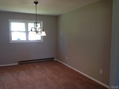 1270 Shadow Oaks Ln, Slatington, PA 18080 - photo 4