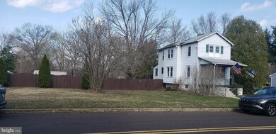 2260 W Walnut St, Colmar, PA 18915 - photo 2