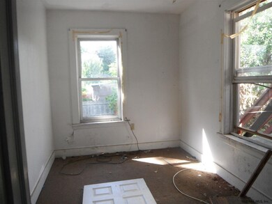 75 Clinton St, Albany, NY 12202 - photo 5