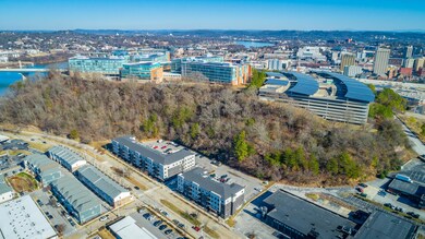 804 Riverfront Parkway Unit 204 HD-120