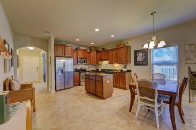 02.01_DSC_0558And4more