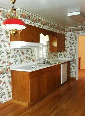 335 Flossmoor Ave, Waukegan, IL 60085 - photo 7