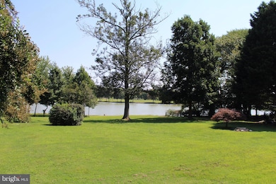 313 S Lake Dr, Stevensville, MD 21666 - photo 4