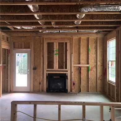 2336 Campbell Loop unit 31 AB, Burlington, NC 27215 - photo 6