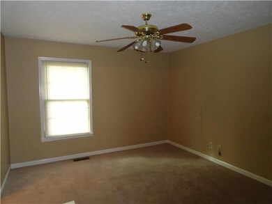 Secondard bedroom is part of separate living quarters - offers a full bath also!