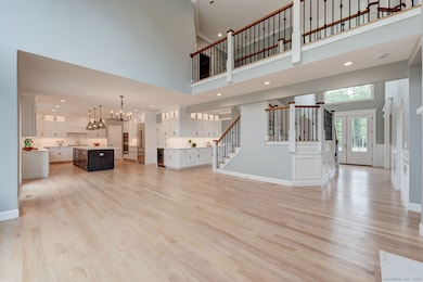 96 Crosby Rd, Glastonbury, CT 06033 - photo 5