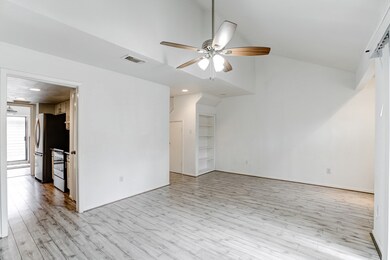 1085 Country Place Dr unit 27, Houston, TX 77079 - photo 7