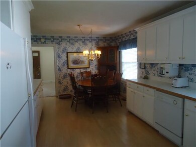 730 Hoover St, Shelbyville, TN 37160 - photo 6