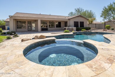 Pool/hot tub