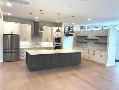 2110 Michele Dr, Sarasota, FL 34231 - photo 5