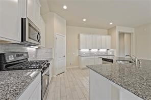 330 Riesling Dr, Alvin, TX 77511 - photo 6