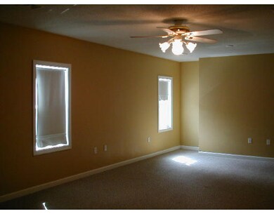 215 Main St unit B, Monson, MA 01057 - photo 6