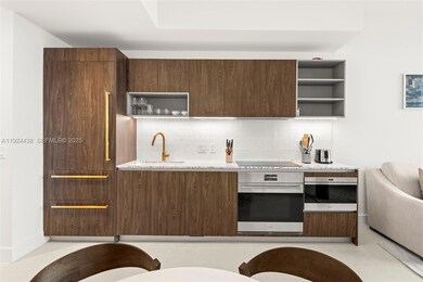 Natiivo Miami unit 5104, Miami, FL 33132 - photo 4