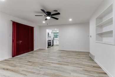 740 Ruth Ln, Hurst, TX 76053 - photo 5