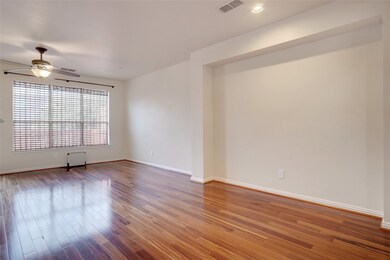 2524 Jacobson Dr, Lewisville, TX 75067 - photo 6