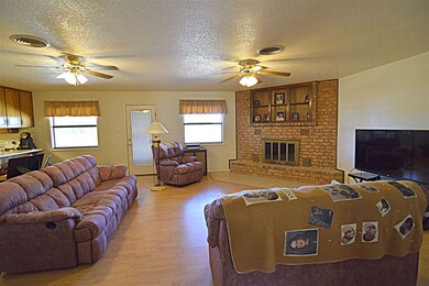 1103 Comanche Trail unit 8, Alamogordo, NM 88310 - photo 6