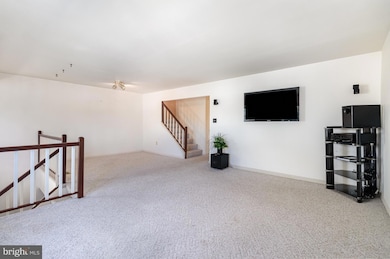 6179 Spring Knoll Dr, Harrisburg, PA 17111 - photo 5