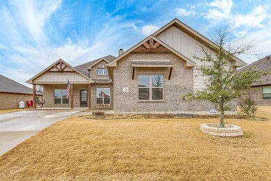 3428 Greenway Dr, Burleson, TX 76028 - photo 3