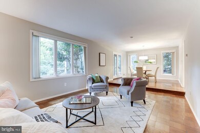 11307 Handlebar Rd, Reston, VA 20191 - photo 6