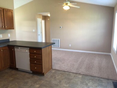 1208 Salem Cir, Bowling Green, KY 42101 - photo 4