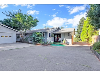 2035 Buck St, Eugene, OR 97405 - photo 4