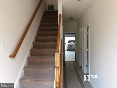 25342 Shipley Terrace, Chantilly, VA 20152 - photo 7