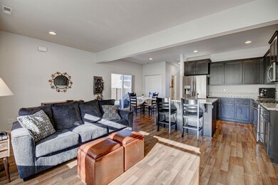 20570 SE Cameron Ave, Bend, OR 97702 - photo 5