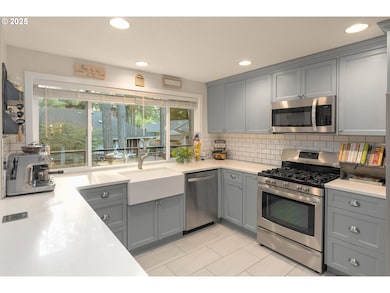 18863 Indian Springs Rd, Lake Oswego, OR 97035 - photo 7