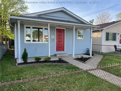 421 19th St, Dunbar, WV 25064 - photo 2