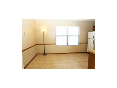Dining/ Kitchen - Eat In - All appliances included