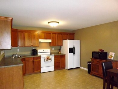 201 Leann Ln, Nicholasville, KY 40356 - photo 3