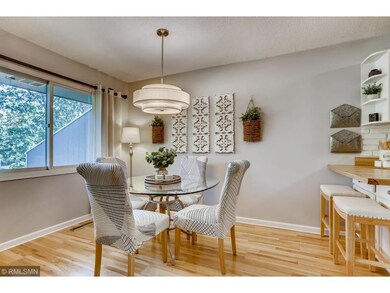 10 Dining Room