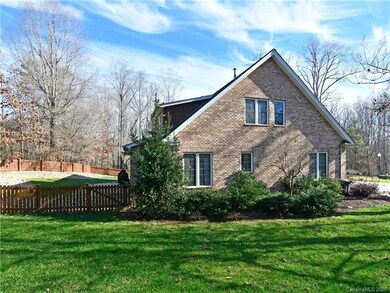 2445 Falcon Ln, Statesville, NC 28625 - photo 3