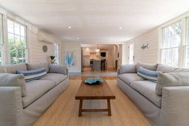 58 Reynolds St, Teaticket, MA 02536 - photo 5