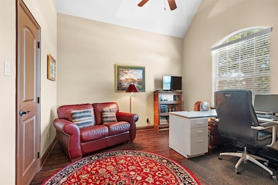 4801 Wild Stallion Ct, Fort Worth, TX 76126 - photo 4