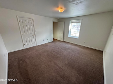 2078 N Susquehanna Apt 4 Trail, Selinsgrove, PA 17870 - photo 4