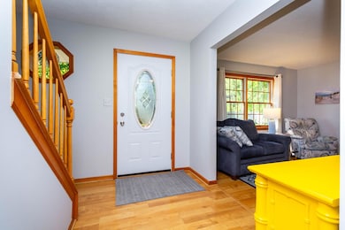 8-web-or-mls-interior (1)