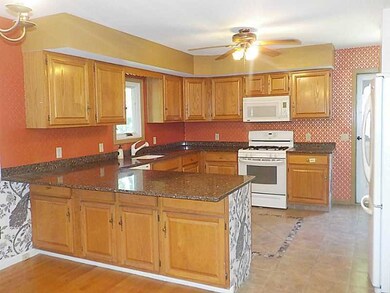 61 Pine Orchard Rd, Chepachet, RI 02814 - photo 2