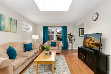 281 W Fremont Ave, Elmhurst, IL 60126 - photo 4