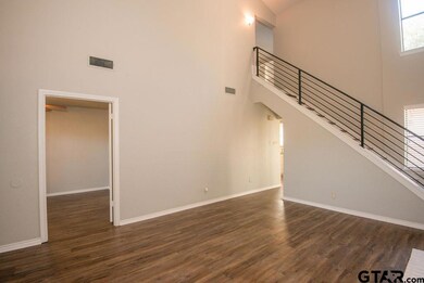 5823 5823 Hollytree, Tyler, TX 75703 - photo 5