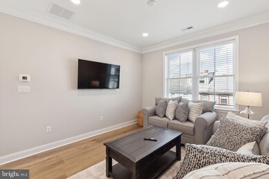 153 Morgan St unit 1, Phoenixville, PA 19460 - photo 3