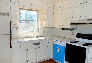 719 Monte Carlo Rd, Jacksonville, FL 32216 - photo 7