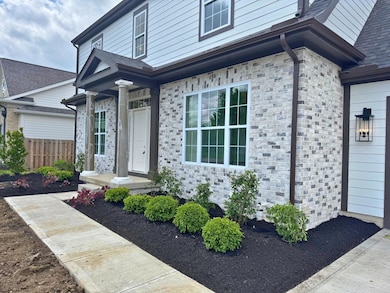 3509 Redding Front