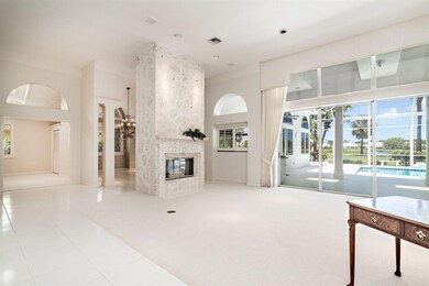 219 Thornton Dr, Palm Beach Gardens, FL 33418 - photo 4