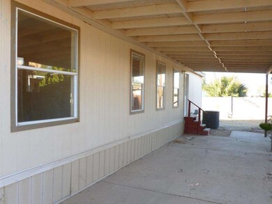 Rear covered patio